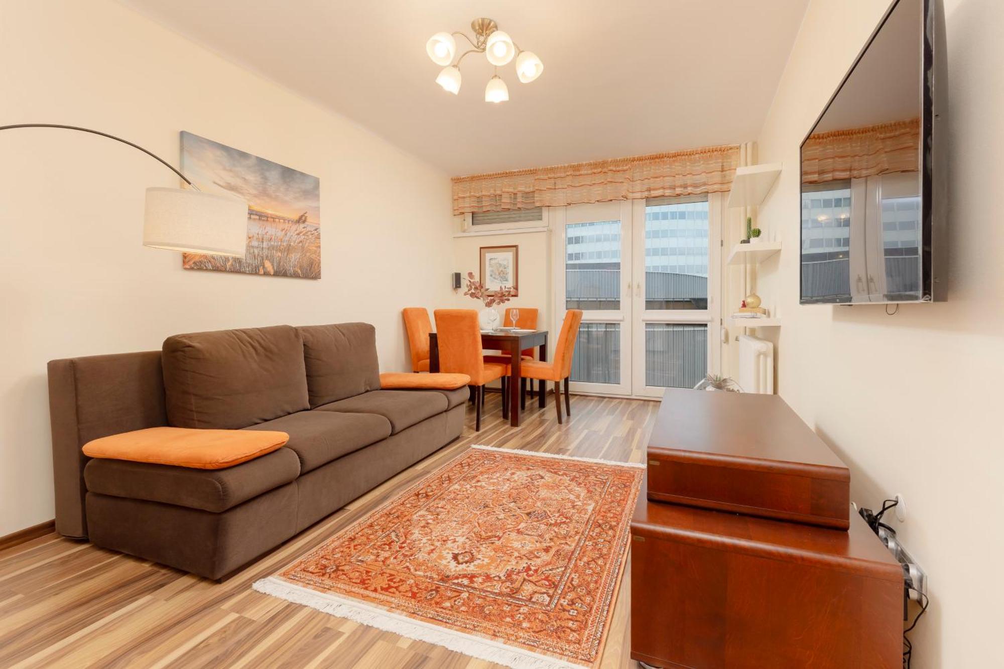 ורשה Bright & Cozy Apartments In The City Center By Noclegi Renters מראה חיצוני תמונה