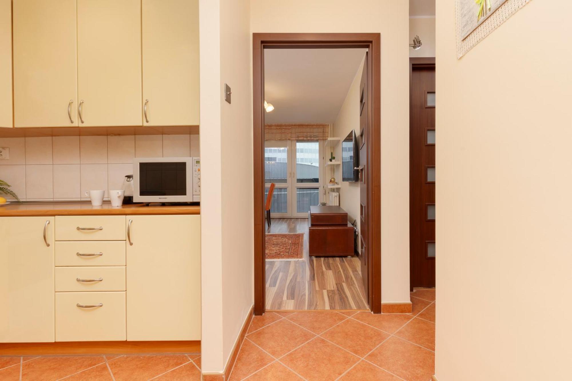 ורשה Bright & Cozy Apartments In The City Center By Noclegi Renters מראה חיצוני תמונה
